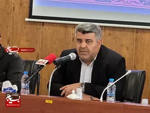 نشست خبری فرماندار ساوجبلاغ با اصحاب رسانه برگزار شد/همدلی مردم در جنگ ۱۲ روزه ستودنی بود