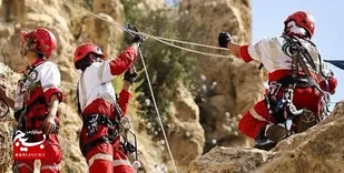 نجات ۲ کوهنورد در ارتفاعات شهرستان کوثر