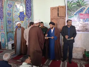 نماز جمعه این هفته شهرستان رامشیر به مناسبت هفته دفاع مقدس با حضور مسئولان برگزار شد