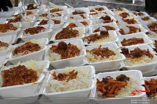 توزیع 1800 وعده غذا بین نیازمندان توسط دانشجویان بسیجی دانشگاه ازاد بجنورد