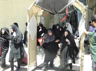 اعزام 21 اتوبوس زائر از جهرم به مرقد امام(ره)