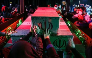 پیکر&zwnj;های ۵۵ شهید از مرز شلمچه وارد کشور شد