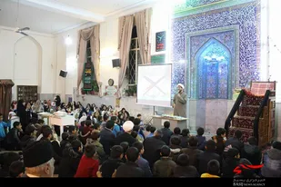 نمايش پرده خواني استاد اخوان در گلپايگان برگزار شد
