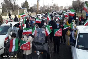 برگزاری راهپیمایی یوم الله ۲۲ بهمن با حضور گسترده و پرشور مردم انقلابی نهاوند