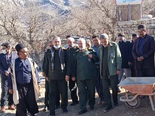 جانشین فرماندهی کل سپاه بر شتاب&zwnj;بخشی به ساخت منازل زلزله&zwnj;زده تاکید کرد