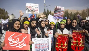 فریاد ملت ایران علیه استکبار جهانی