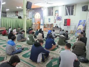 برگزاری جلسه آموزشی و توجیهی قرارگاه حافظان سلامت شهید سلیمانی خوراسگان