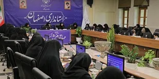 رئیس سازمان بسیج جامعه زنان کشور : توجه به اینکه مسئله زن و خانواده در رشد و تعالی هر تمدنی اهمیتی بسزا دارد دشمنان زن و خانواده را کانون اصلی هجمه&zwnj;های نرم خود قرار داده&zwnj;اند
