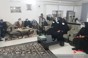 دیدارمسئول نمایندگی ولی فقیه در سپاه سلمان با خانواده شهید مدافع سلامت در زاهدان