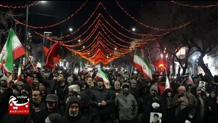 خروش شبانه عزاداران شهادت قائد امت حضرت آیت الله خامنه ای&nbsp; از میدان آزادی به سمت گلزار شهدای&nbsp; قزوین

&nbsp;