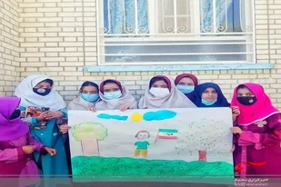 برگزاری مسابقه نقاشی بین دانش آموزان دبستان خدیجه کبری شهر سیرکان