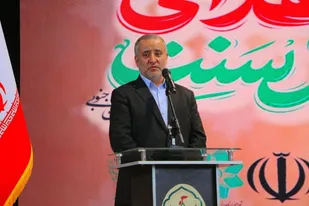 رمز موفقیت جمهوری اسلامی ایران، وحدت مردم و تبعیت از ولایت است