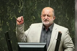 استفاده از خودروی خارجی کارگر ایرانی را بیکار می کند