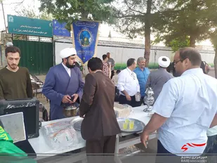 برپایی ایستگاه صلواتی در روز میلاد امام رضا (ع) میامی