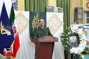 حاج قاسم مکتب است / شهید سلیمانی پرورش یافته مکتب امامین انقلاب اسلامی بود