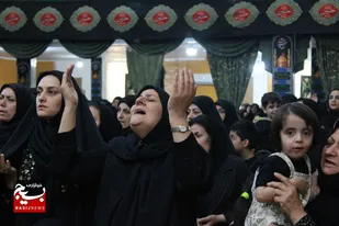 برگزاری اجتماع شیرخوارگان حسینی، در مسجد جامع رجایی&zwnj;شهر کرج