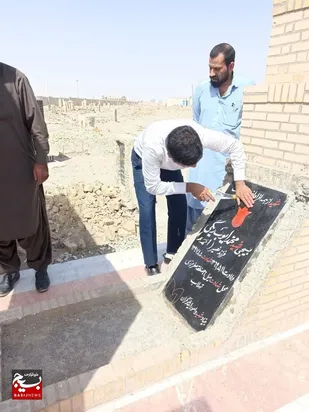 مراسم غبارروبی مزار شهدا در بخش انده شهرستان میرجاوه برگزار شد