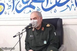 فرماندهان رده&zwnj;های سپاه نسبت به تحقق سند راهبردی بسیج همتی مضاعف داشته باشند