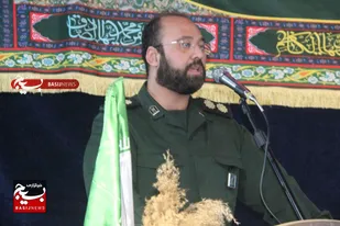 اعزام کاروان زائران شوشتر به مرقد مطهر امام خمینی(ره)