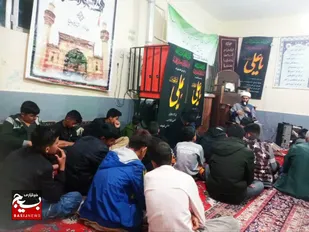 حضور پرشور جوانان در برنامه های ماه نزول قرآن