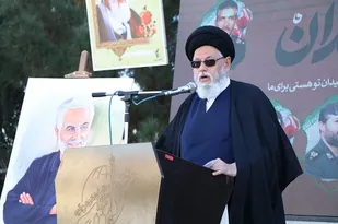 پاسداری از ارزش&zwnj;های انقلاب اسلامی بارزترین ویژگی&zwnj;های مشترک سردار سلیمانی و آیت الله مصباح یزدی است
