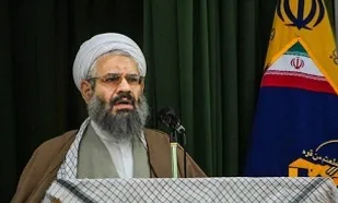 مساجد به مرکز جهاد تبیین و جذب جوانان تبدیل شوند