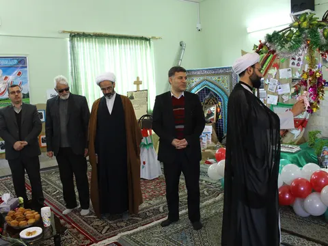 گلبانگ انقلاب در مدارس محلات