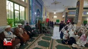 جشن ۲۱۳ روزه اولی‌ همزمان با اعتکاف دانش‌آموزی در قوچان