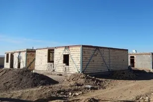 بازسازی ۲۰ منزل مسکونی روستایی در رودان