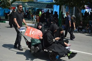 خادمان دلدادگان حسینی