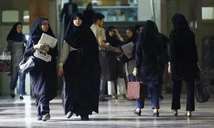 در سال&zwnj;های اخیر، فضای رسانه&zwnj;ای بین&zwnj;المللی به&zwnj;ویژه رسانه&zwnj;های فارسی&zwnj;زبان خارج&zwnj;نشین، تلاش زیادی کرده&zwnj;اند تا تصویر زن ایرانی را به&zwnj;عنوان موجودی تحت فشار، فاقد امنیت و منزوی ترسیم کنند. اما واقعیت میدانی در جامعه ایران چیز دیگری می&zwnj;گوید.