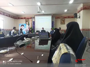جلسه روشنگری به همت بسیج فرهنگیان سپاه خمینی شهر