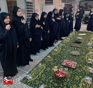 عشق به امام حسین (ع) سن و سال نمی&zwnj;شناسد/ مشق عشق کودکان و جوانان دختر در هیئتی که همه کاره اش خودشان هستند