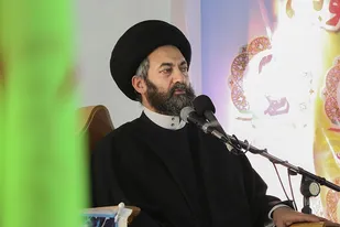 ادب، معرفت و خضوع انسان را در برابر خدا به کمال می&zwnj;رساند