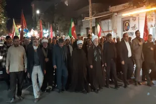 مردم اسدآباد ۲۳۸ شب با حضور خود در میدان پرچم ایران را برافراشته نگه داشته&zwnj;اند