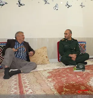 دیدار با خانواده شهدا توفیق الهی برای مسئولان است