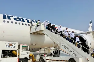 استقبال از حجاج با رعایت شیوه نامه های بهداشتی انجام می شود