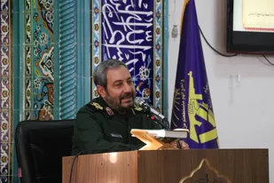 پاسداران در مقابله با دشمن روحیه همدلی و معنوی دفاع مقدس را سرلوحه کار خود قرار می&zwnj;دهند