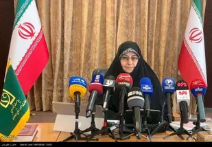 معاون رئیس جمهور در امور زنان و خانواده:
ایجاد صندوق ضمانت برای زنان سرپرست خانوار/ تداوم حضور بانوان در ورزشگاه&zwnj;ها منوط به تصمیم وزارت ورزش است