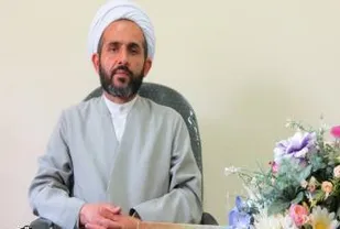 حضور روحانیون در جبهه ها باعث تقویت روحیه نیروهای رزمنده می شد