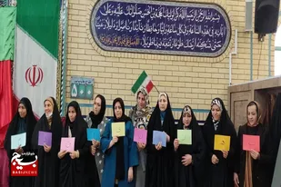 برگزاری جشن شکوفه&zwnj;های انقلاب در پیش&zwnj;دبستانی کوثر همدان