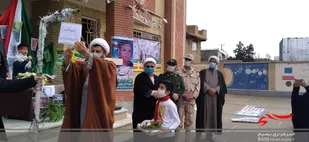 نواختن زنگ انقلاب در مدارس راز و جرگلان
