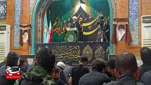 مسئولان در عمل انقلابی باشند