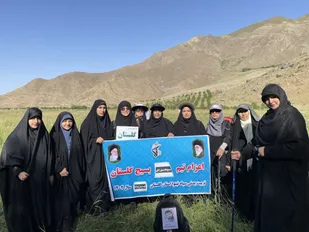 صعود تیم کوهنوردی خواهران بسیجی استان به مناسبت هفته عفاف و حجاب