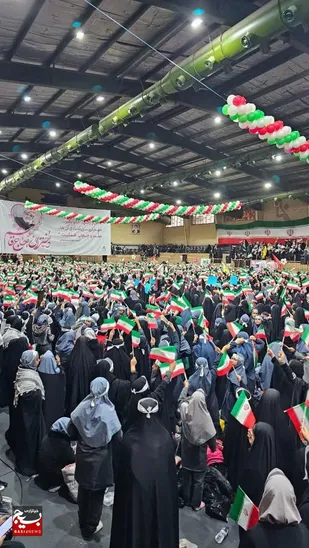 اجتماع ۲۵۰۰ دانش&zwnj;آموز قمی در سالروز میلاد امام محمدباقر(ع) و پنجمین سالگرد شهادت حاج قاسم