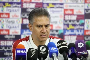 انتقاد شدید مطهری از زمین ورزشگاه شهدای فولاد
