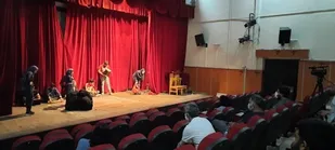 آمادگی 7 نمایش از شهرستان ری برای حضور در جشنواره تآتر استان تهران