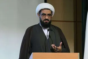 تریبون نماز جمعه در کنار مسئولین به دنبال حل مشکلات مردم است