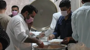 طبخ و توزیع یکهزار پرس طعام گرم بین اقشار محروم