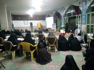 جلسه روشنگری با موضوع دفاع مقدس